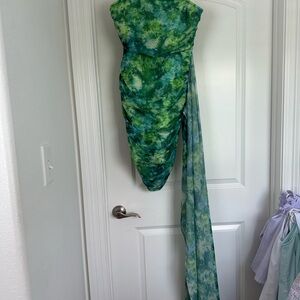 Green Tie-Dye Strapless Dress